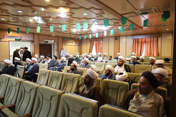 نشست گروه های علمی تربیتی مدارس علمیه مازندران