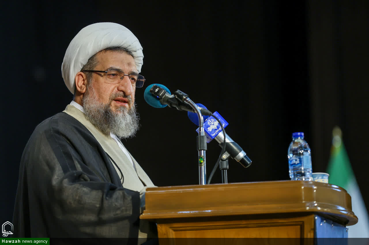 جریان فمینیسم به‌دنبال دگرگونی نقش‌های فطری و تضعیف غیرت و عفت است/ مدیریت و ساماندهی عفاف و حجاب باید به بانوان سپرده شود