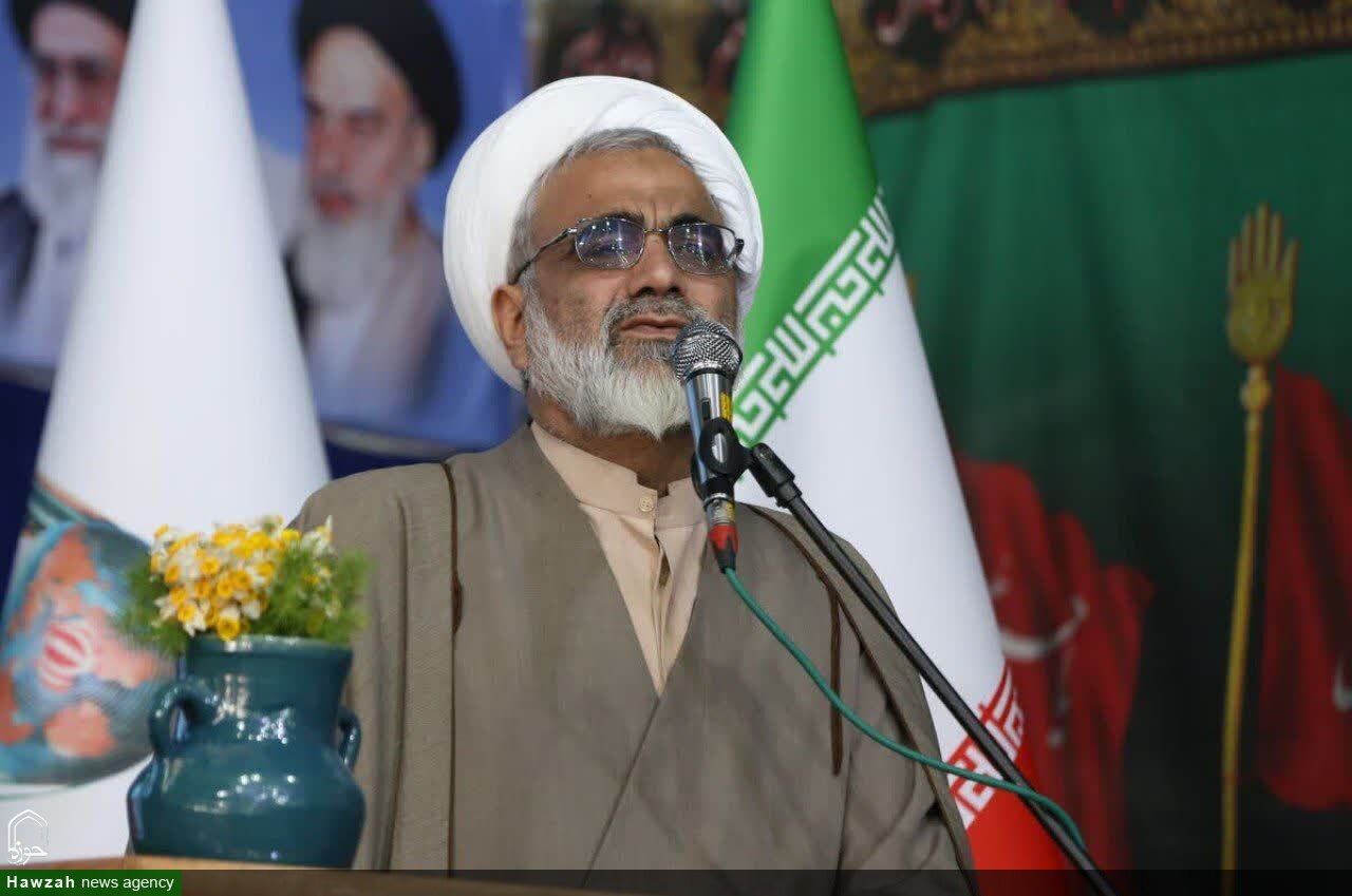 مساجد در حل مسائل فرهنگی و اجتماعی محله نقش فعال‌تری داشته باشند