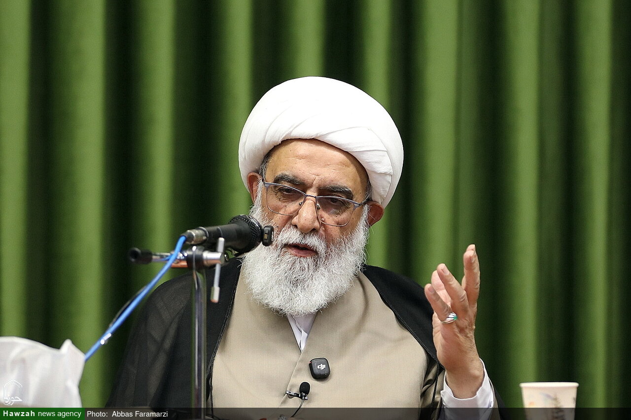 الزامات پاسخگویی دینی و مأموریتهای مبلغان در صیانت از اعتقادات مردم / پاسخ دینی نباید بر پایههای سست بنا شود