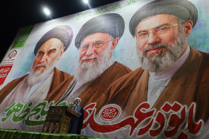 سخنرانی معاون آموزش حوزه های علمیه در اجتماع مردمی ساری