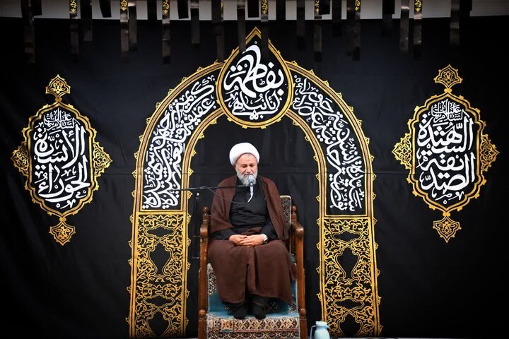 تصاویر/ مراسم عزاداری حضرت فاطمه سلام الله علیها در مدرسه علمیه رسول اکرم (ص) تکاب