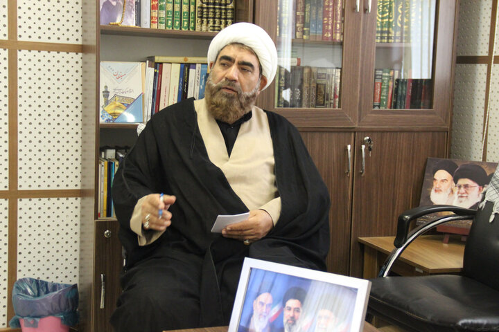 تصاویر / برگزاری آزمون شفاهی  از داوطلبان تدریس حوزه علمیه استان قزوین