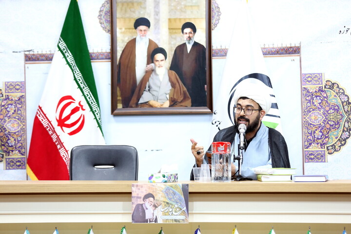 نشست علمی "فقیه ژرف‌نگر"