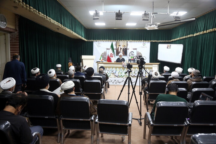 نشست علمی "فقیه ژرف‌نگر"