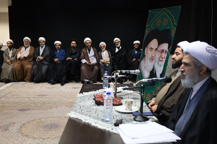 دیدار معاون آموزش با طلاب شهرستان ساری