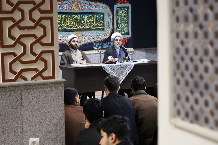دیدار معاون آموزش با طلاب شهرستان ساری