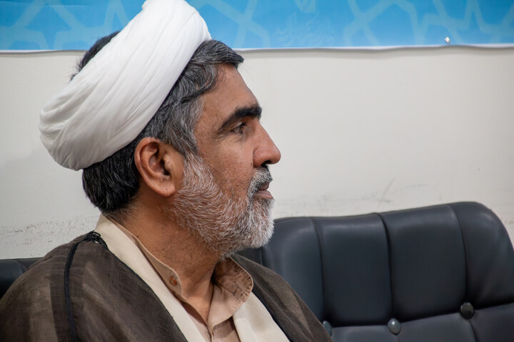 تصاویر/ دیدار مسئول دفتر اجتماعی سیاسی حوزه‌ های علمیه با کادر مرکز مدیریت استان کرمان