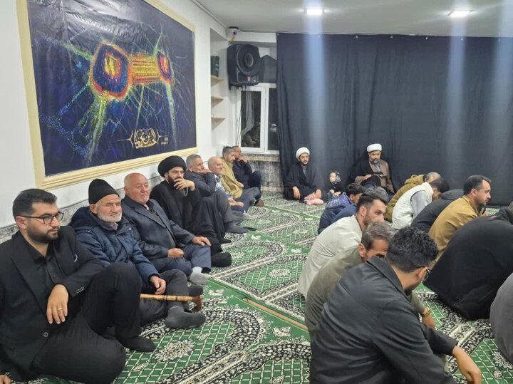 تصاویر/ مراسم چهارمین سالگرد شهادت طلبه بسیجی آرمان علی وردی در مدرسه علمیه جعفریه خلخال