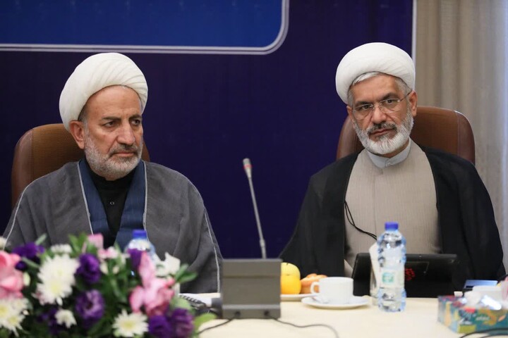 تصاویر / نشست اعضا کمیسیون فرهنگی مجلس شورای اسلامی با نخبگان و فعالان فرهنگی و اجتماعی همدان