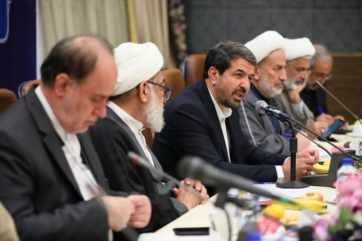تصاویر / نشست اعضا کمیسیون فرهنگی مجلس شورای اسلامی با نخبگان و فعالان فرهنگی و اجتماعی همدان