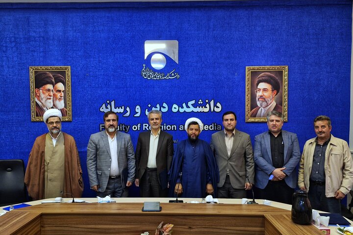 تصاویر/ امضای تفاهم نامه مرکز تحقیقات حلال با دانشکده دین و رسانه