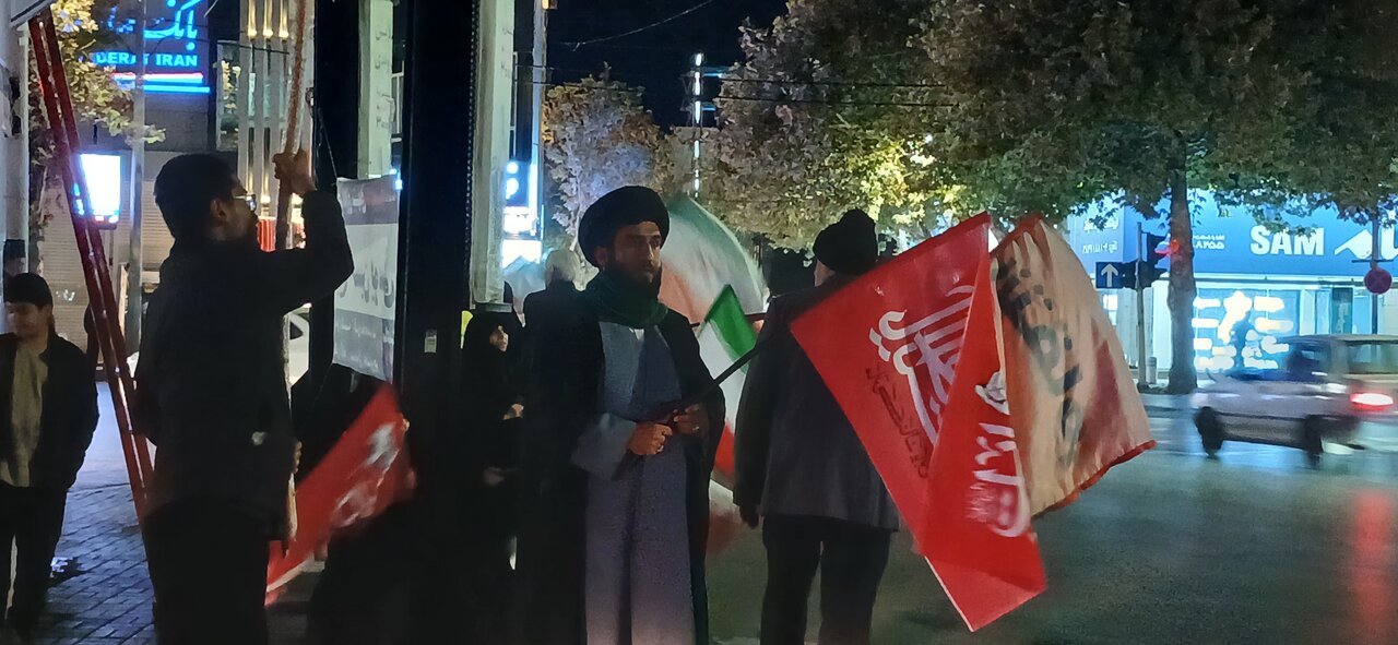 اجتماع زنجیره انسانی جان‌فدا  درمشهد مقدس ۶ آبان ماه