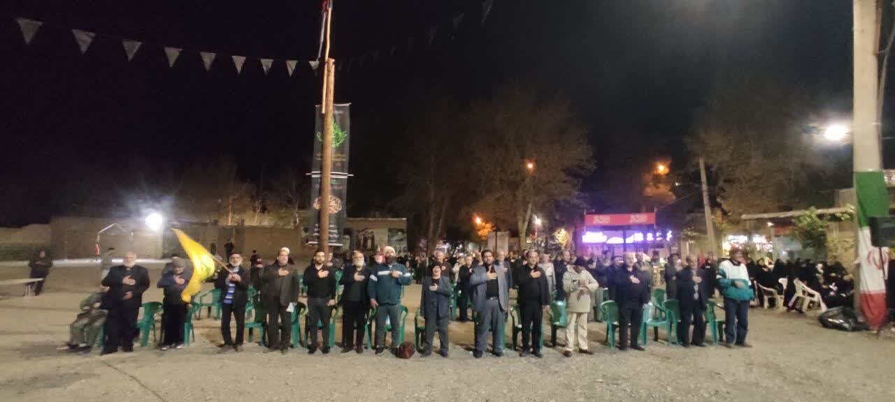 دویست‌ و چهل‌و دومین شب تجمعات خودجوش مردمی در میدان ۱۷ شهریور نطنز برگزارشد+تصاویر