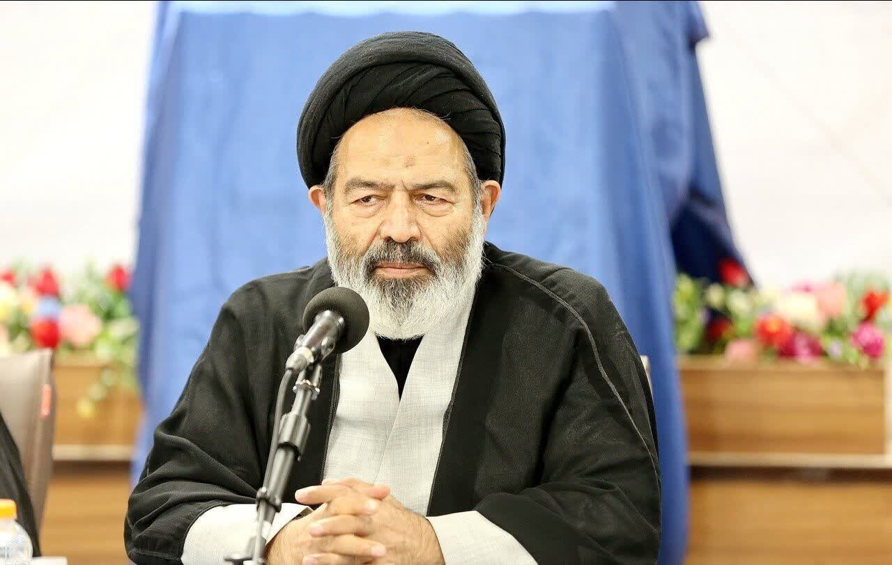دیدگاه‌های امام راحل و قائد شهید قطب نمای پژوهش‌های حج است / لزوم تبیین ابعاد تمدنی حج در پژوهش‌های علمی