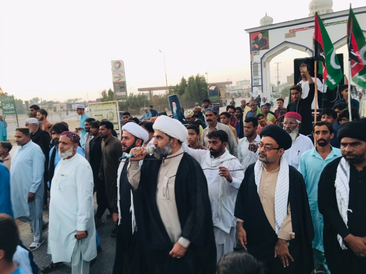 جهان اسلام باید از وابستگی به آمریکا رها شود و در حمایت از فلسطین متحد گردد