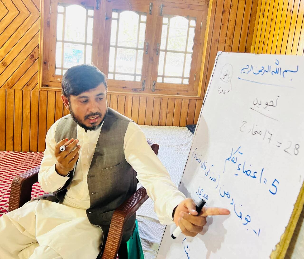 حوزہ علمیہ جامعہ النجف سکردو میں 10 روزہ تجوید القرآن کورس کا اہتمام؛ طلاب کی بھرپور شرکت