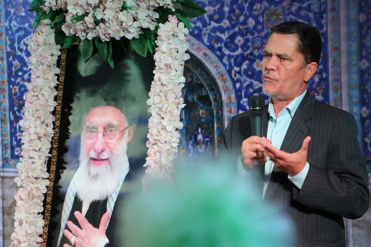 نقش محوری معلمان در ترویج فرهنگ اقامه نماز و تربیت دینی دانش‌آموزان