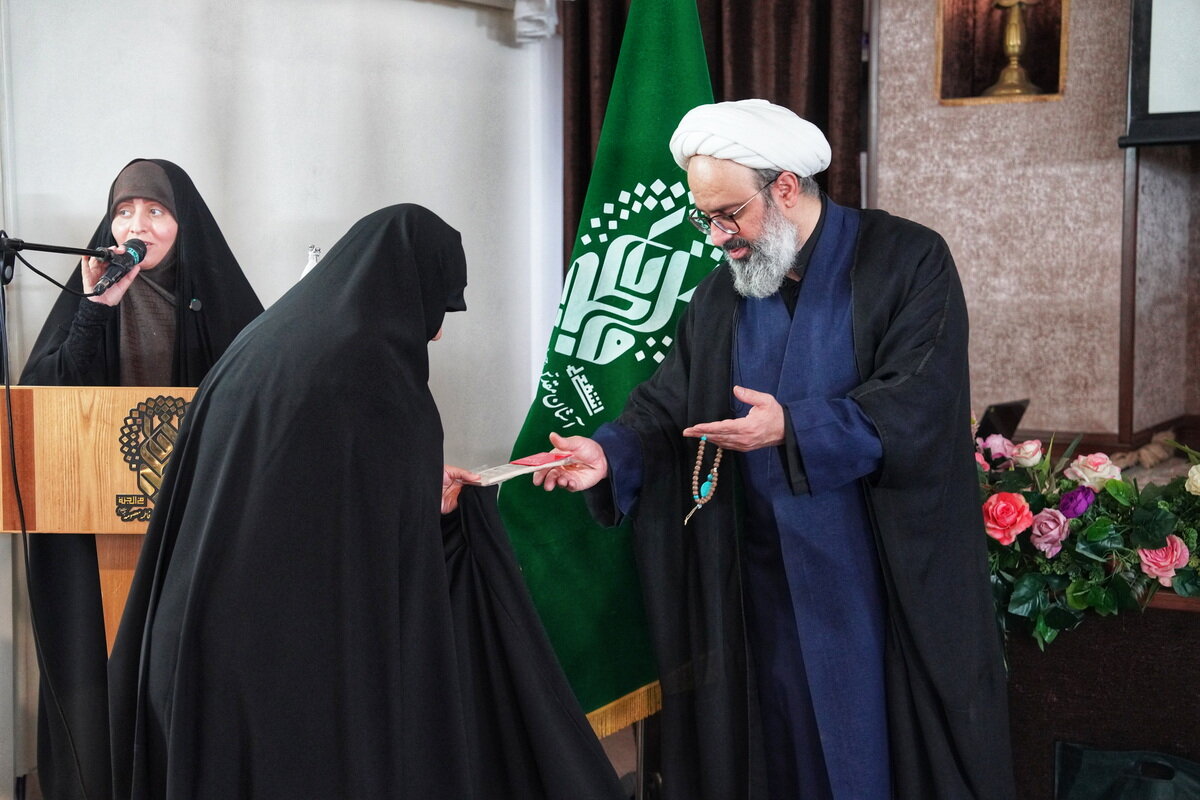 همایش «هم افق با ولی» در آستان مقدس حضرت معصومه(س) برگزار شد + تصاویر