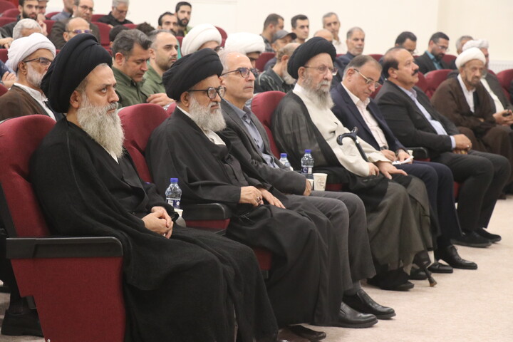 تصاویر / اختتامیه پنجمین رویداد ملی عکس «نگاه سرخ» در گرگان
