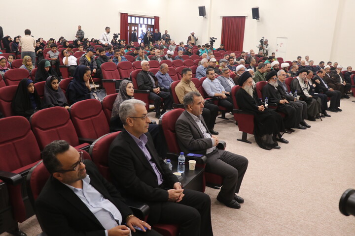 تصاویر / اختتامیه پنجمین رویداد ملی عکس «نگاه سرخ» در گرگان
