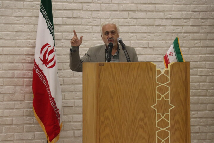 تصاویر / اختتامیه پنجمین رویداد ملی عکس «نگاه سرخ» در گرگان