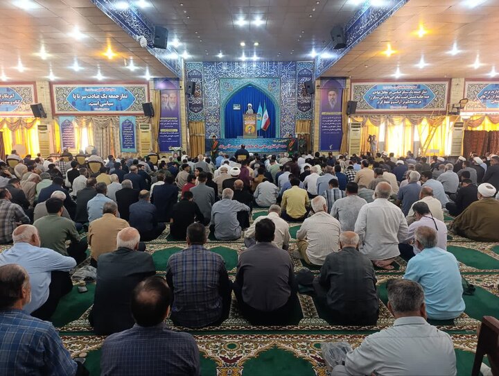 نمازجمعه امروز شهر بوشهر به روایت تصاویر