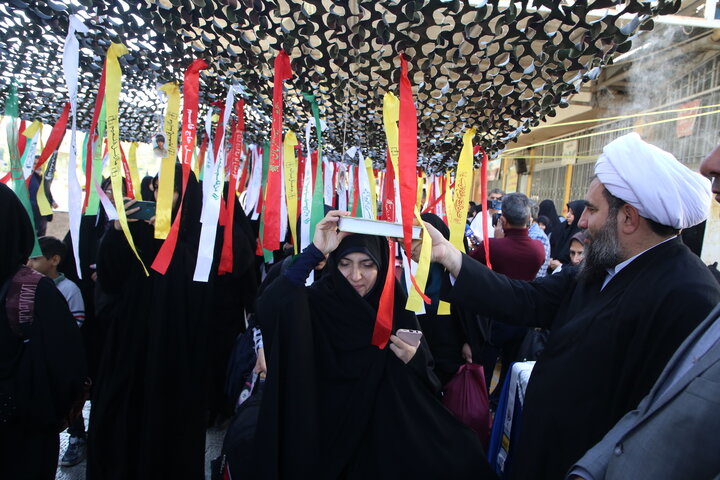 تصاویر/ آیین اعزام اولین گروه دانش‌آموز اصفهانی به مناطق عملیاتی دفاع مقدس