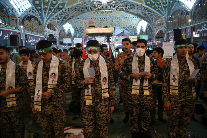 تصاویر/ اجتماع  دانش آموزان بسیجی در سالروز شهادت حسین فهمیده در اصفهان
