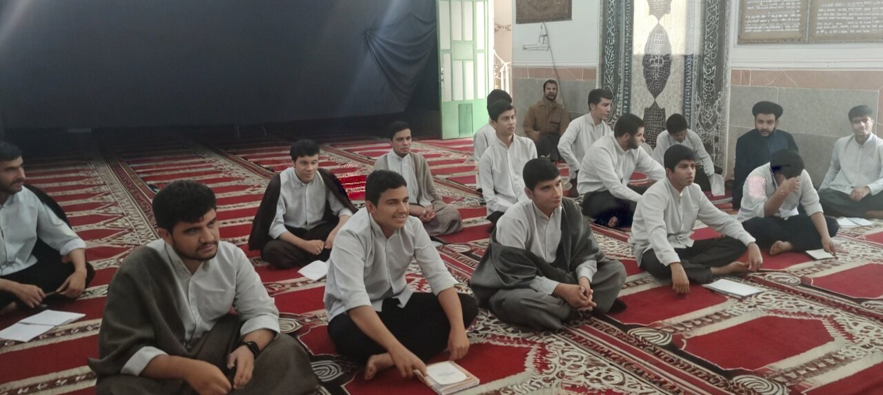 نشست عرفیات طلبگی ایذه