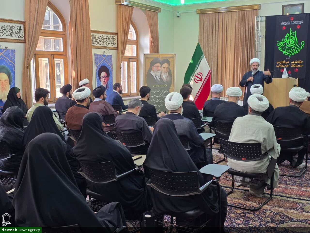 نشست روحانیون و طلاب جهادی قرارگاه پیامبر اعظم (ص) آذربایجان شرقی برگزار شد +تصاویر