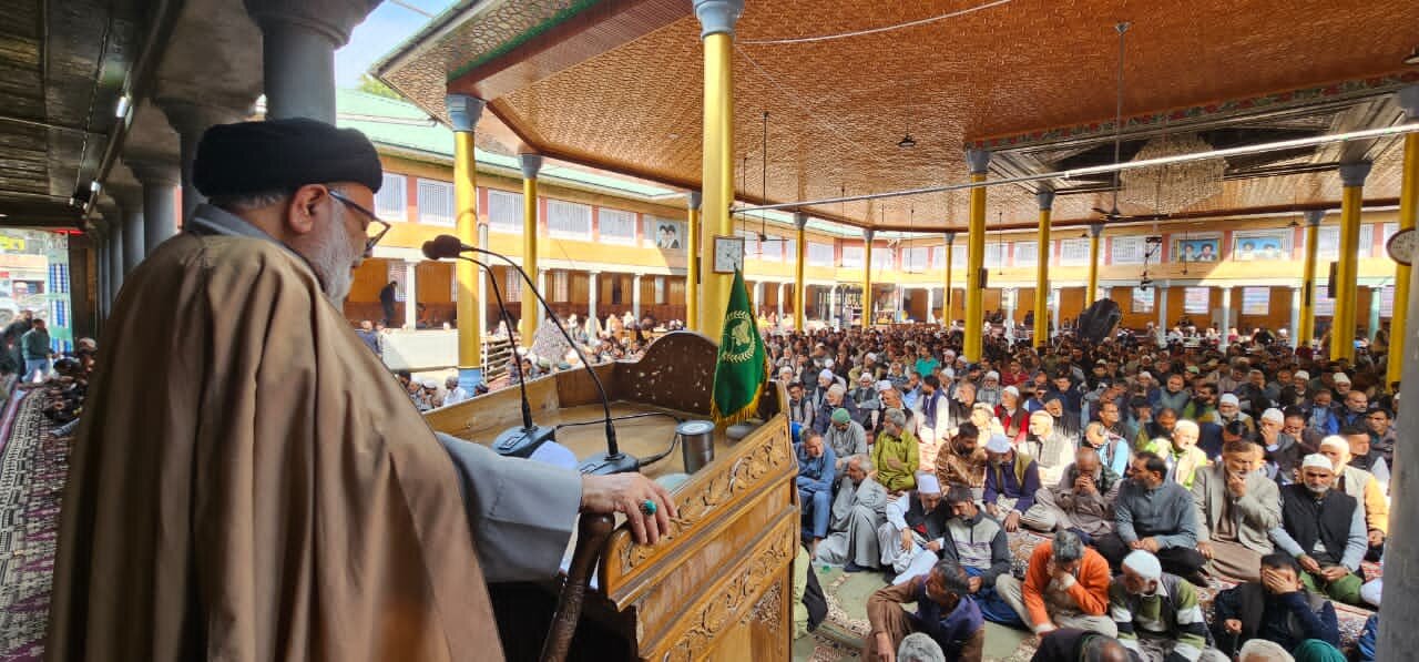 فاطمی تعلیمات کو عملی زندگی کا حصہ بنایا جائے، جنگوں کا معاشی بوجھ عام انسانوں پر پڑتا ہے: آغا سید حسن الموسوی الصفوی