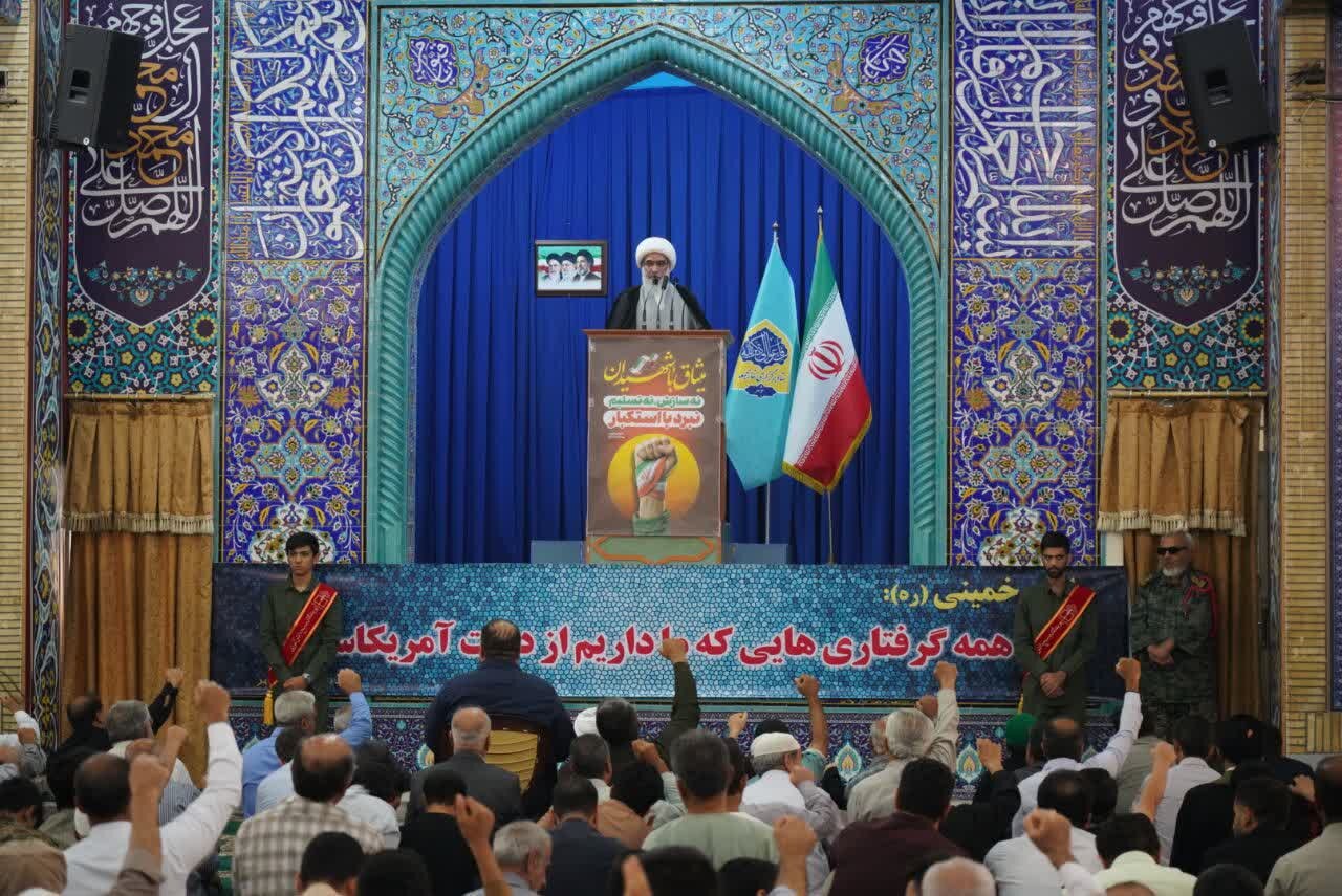 دشمن با مهندسی ذهن به دنبال مدیریت رفتار مردم است