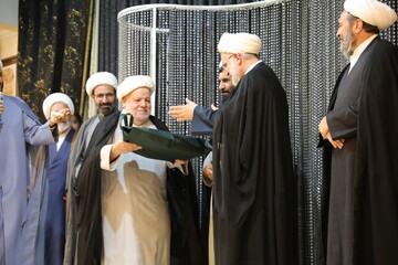 تصاویر/ تجلیل از اساتید و مبلغان برتر حوزه علمیه امام صادق(ع) بیجار