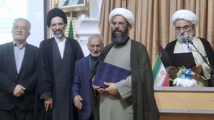 تصاویر/مراسم تکریم و معارفه امام جمعه بخش قمصر