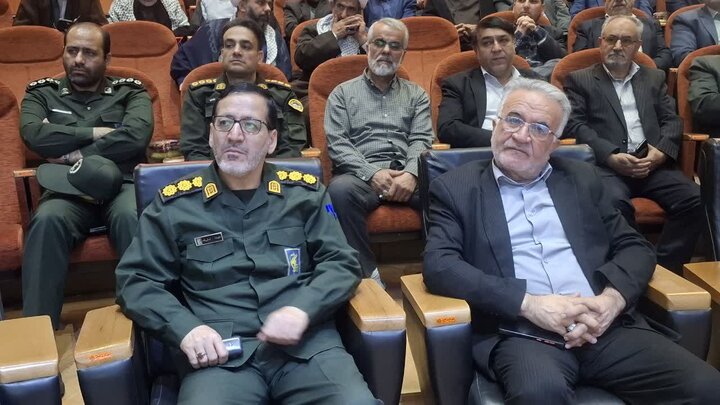 تصاویر/مراسم تکریم و معارفه امام جمعه بخش قمصر