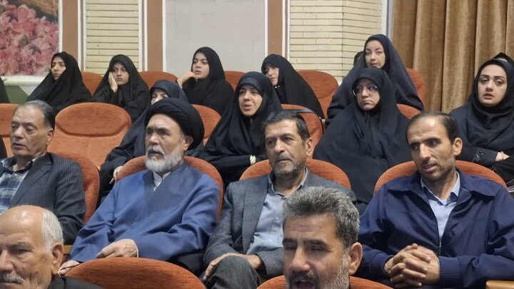 تصاویر/مراسم تکریم و معارفه امام جمعه بخش قمصر