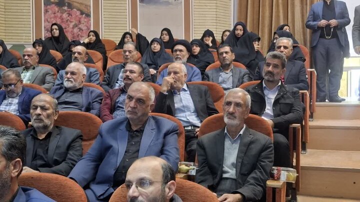 تصاویر/مراسم تکریم و معارفه امام جمعه بخش قمصر