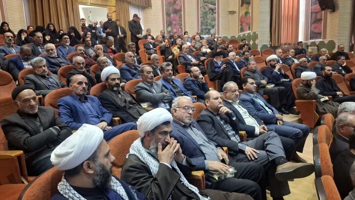 تصاویر/مراسم تکریم و معارفه امام جمعه بخش قمصر