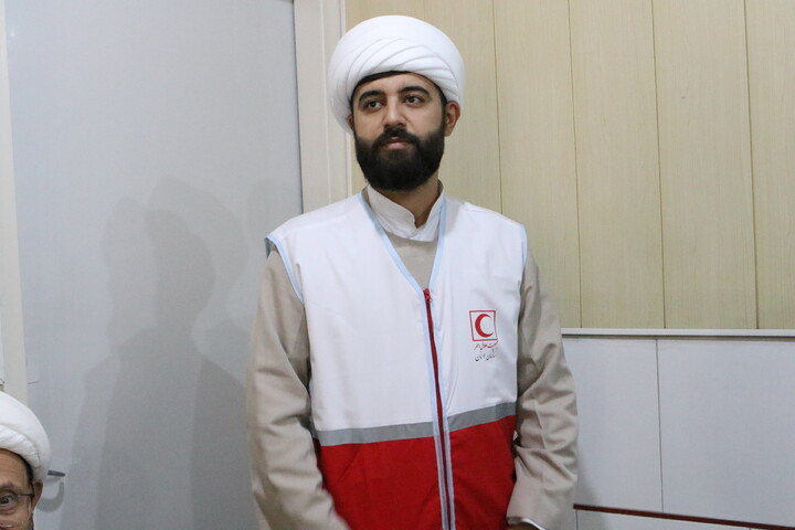 تصاویر/ اهدای خون طلاب حوزه علمیه استان همدان