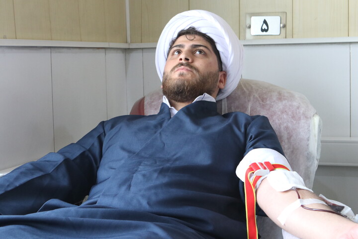 تصاویر/ اهدای خون طلاب حوزه علمیه استان همدان
