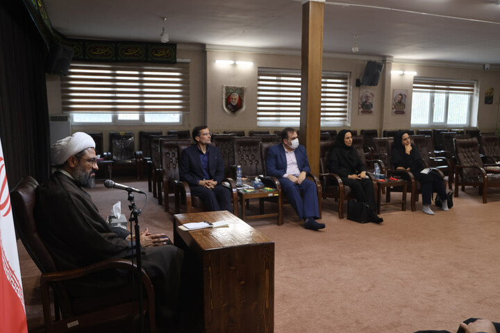 تصاویر / دیدار معاون غذا و دارو دانشگاه علوم پزشکی همدان با نماینده ولی در استان
