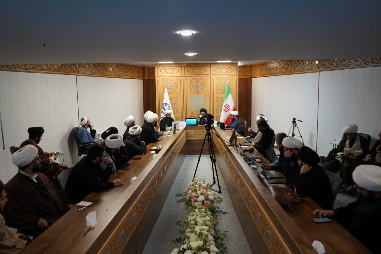 کرسی علمی ترویجی «بررسی فقهی کاربست سلاح کشتار جمعی» برگزار شد