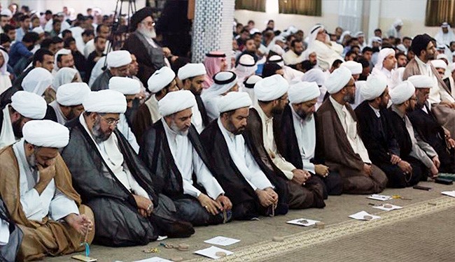 صورة ارشيفية لعلماء الدين البحرينيين