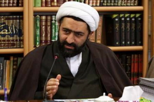 حجة الإسلام والمسلمين حسن مولائي المشرف العام لوكالة أنباء الحوزة