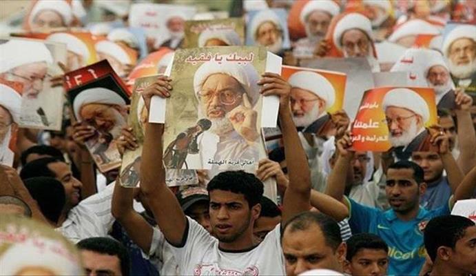 آلاف البحرينيين يحتشدون أمام منزل الشيخ عيسى قاسم
