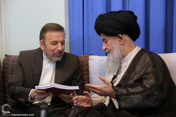 مدير مكتب رئيس الجمهورية الإسلامية الإيرانية يلتقي بالمراجع والعلماء بقم المقدسة - ۲
