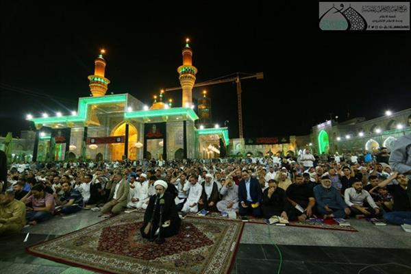 ليلة الثالث والعشرين من شهر رمضان عند ضريح الإمامين الكاظمين (ع)