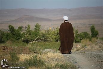  بالصور/تبليغ الدين في قرى إيران النائية بطابع الإخلاص لله