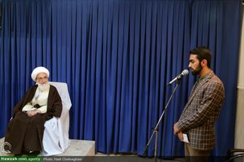  بالصور/ جمع من الناشطين الإعلاميين والكتل الطلابية يلتقون بسماحة آية الله نوري الهمداني بقم المقدسة